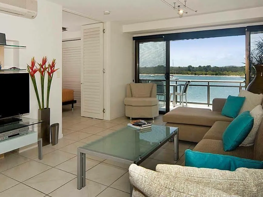 Commodore Apartments Noosa Heads